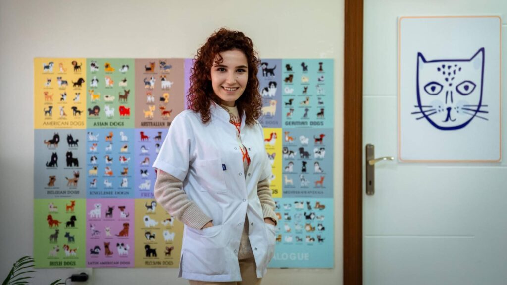 Veteriner Hekim Esra Bozkurt Vetes Veteriner Kliniği Girişi